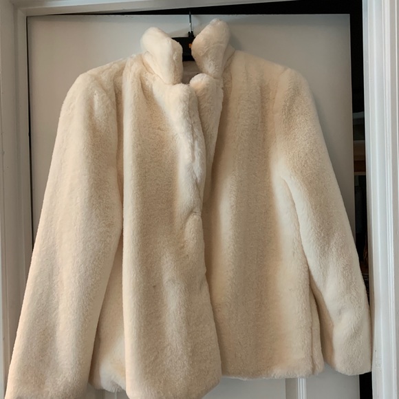 Women’s off white fur jacket - Picture 1 of 2